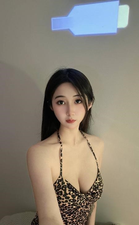 南山美乳服务系安娜