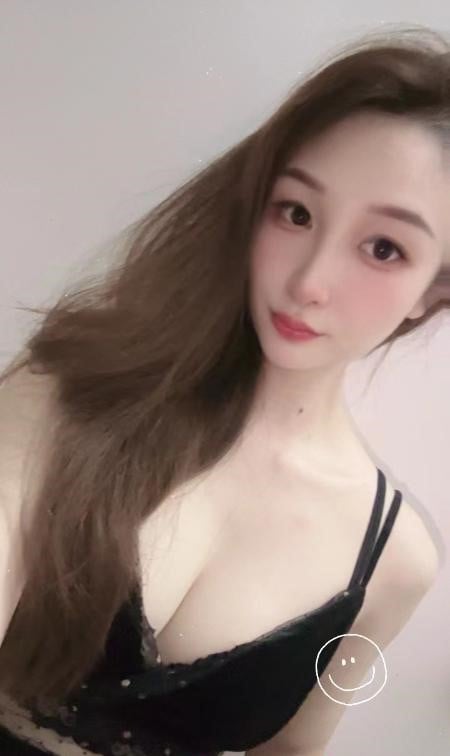 河南岸素质美女