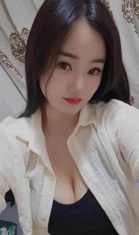 大奶妹子清清