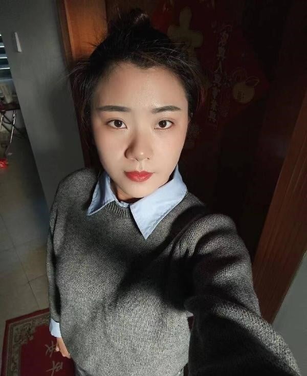 甜美型服务系妹子